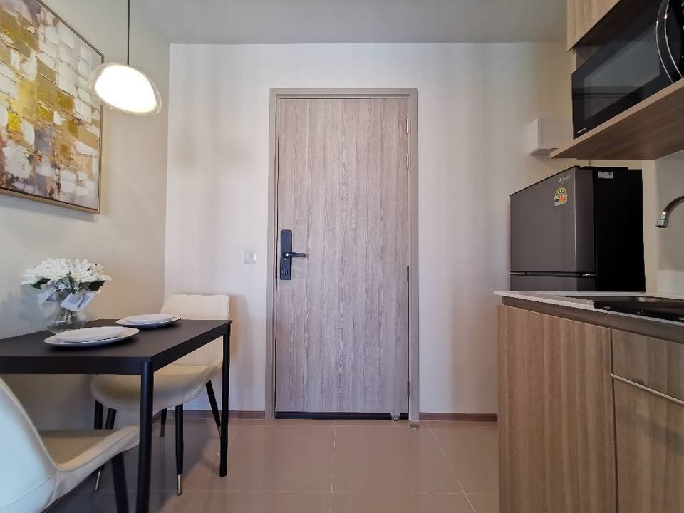 ปล่อยเช่า Life Rama 4 - Asoke (ไลฟ์ พระราม 4 - อโศก) - โซนพื้นที่ MRT ศูนย์การประชุมแห่งชาติสิริกิติ์ Studio 1ห้องน้ำ 1ครัว - ขนาดห้อง 26.5 ตรม. ชั้น 20 - ให้เช่า 20,000 ต่อเดือ