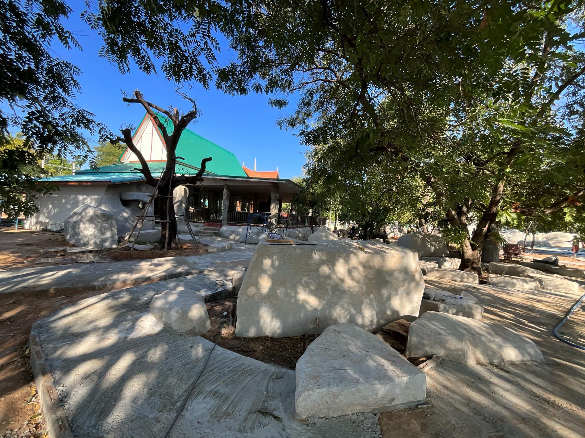 งานออกแบบ จัดสร้างสวนพุทธศิลป์ อุทยานพระนาดูนทะลุมิติ จ.มหาสารคาม สอบถาม โทร 061-6592998