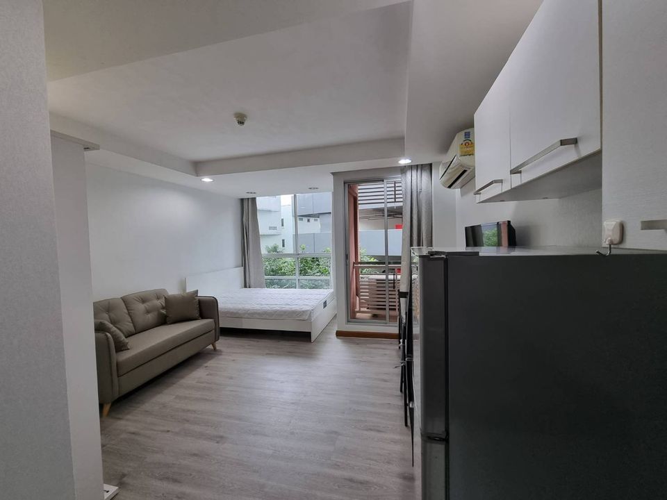 ให้เช่าคอนโด The Kris Extra 4 (เดอะคริส เอ็กซ์ตร้า 4) ซอยรัชดาภิเษก 17 - ตกแต่งเฟอร์ครบ - การเดินทาง: ใกล้ MRT สุทธิสาร