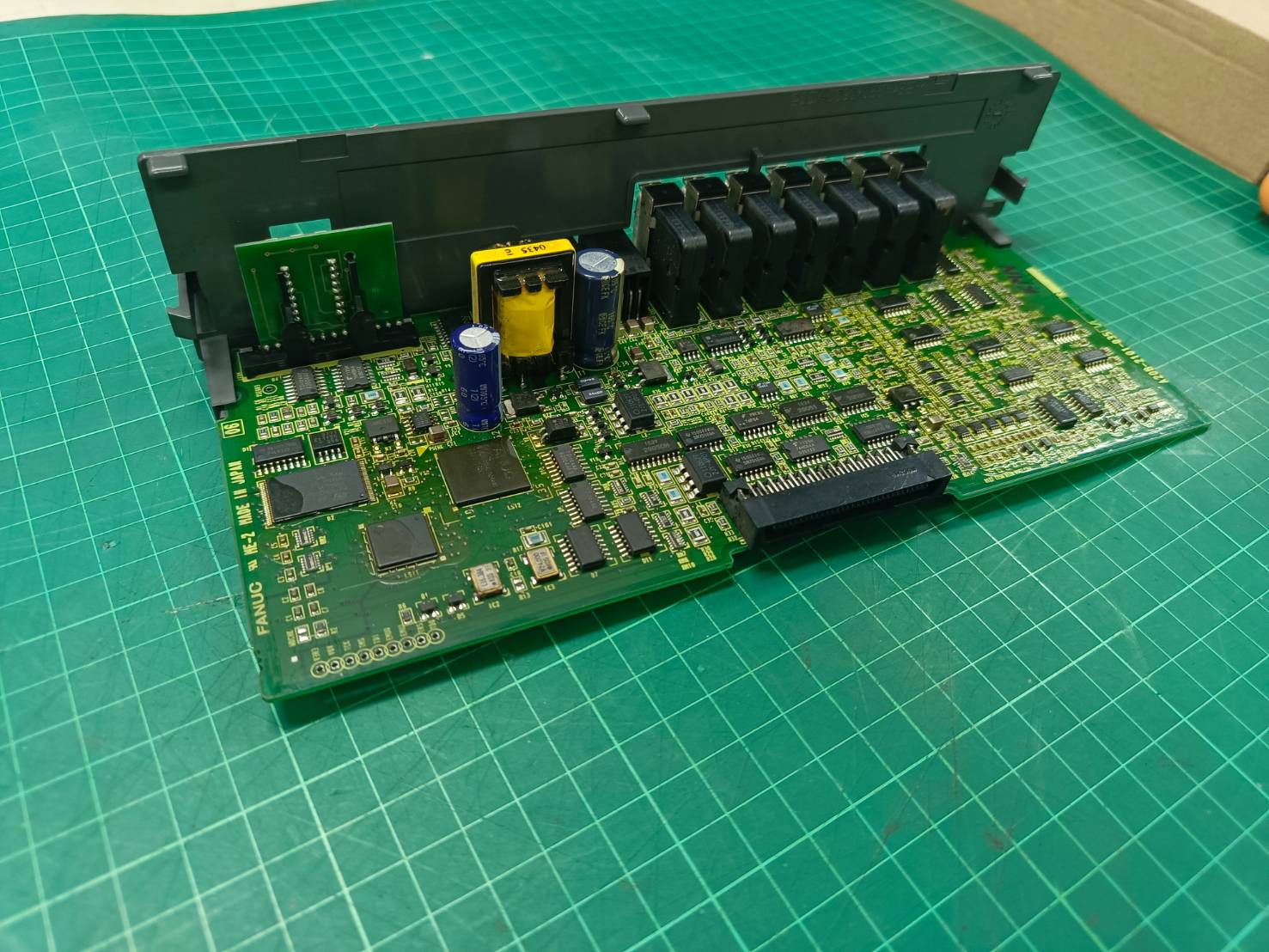 FANUC A20B-2101-0350 SPINDLE CONTROL BOARD