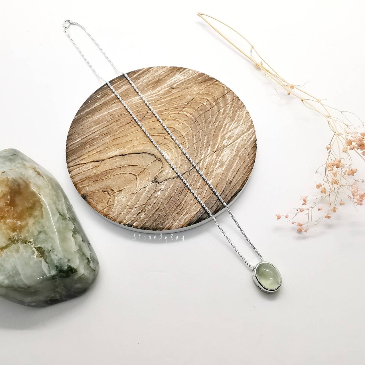 สร้อยคอเงินจี้หินพรีไนท์ Prehnite