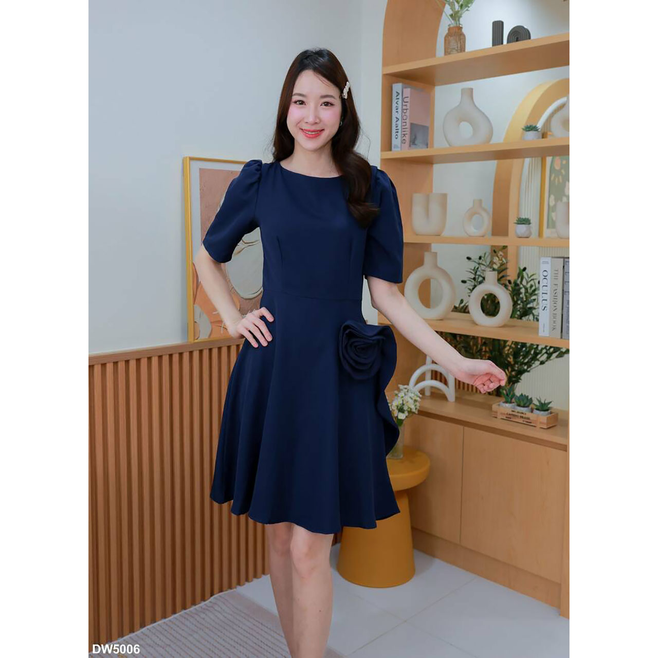 kudapy เดรสสั้นปกใบบัวกระโปรงทรงบาน