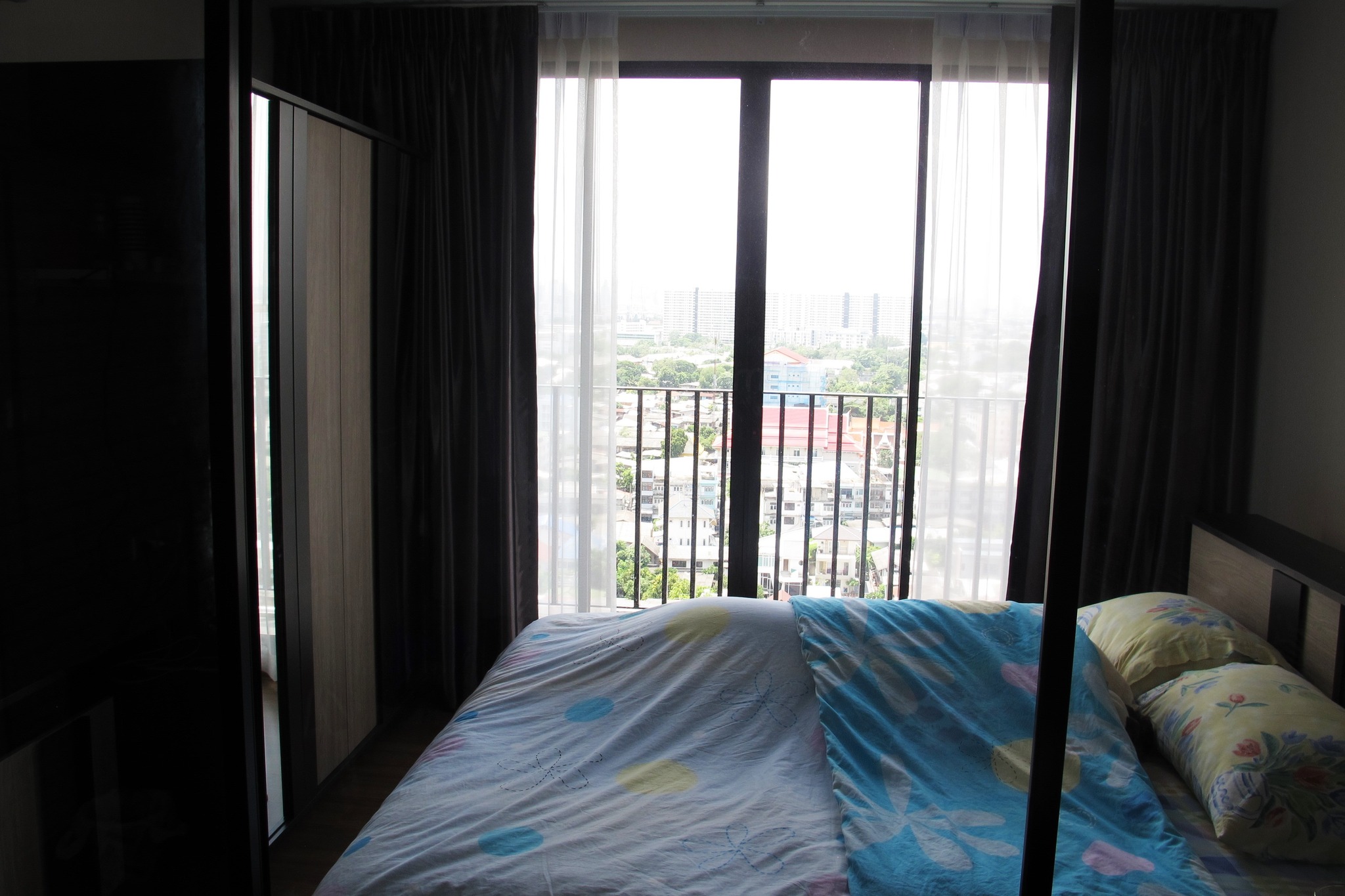 ให้เช่าคอนโด The Tree Interchange (เดอะ ทรี อินเตอร์เชนจ์) โซน รถไฟฟ้า MRT เตาปูน บางโพ 1ห้องนอน / 1ห้องน้ำ / ตึก A ขนาดห้อง 36 ตรม. ชั้น 18