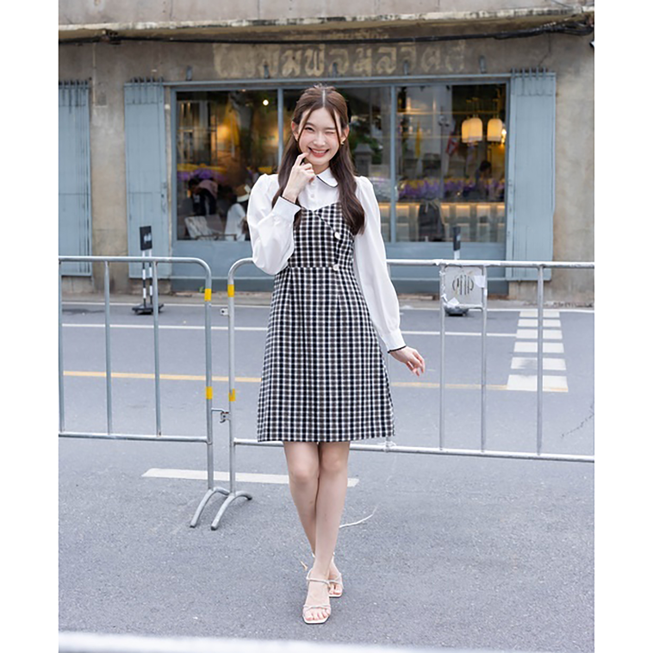 kudapy เดรสสั้นสีครีม/สีชมพู/สีดำ คอปกแขนยาวขาวผ้าทวิต