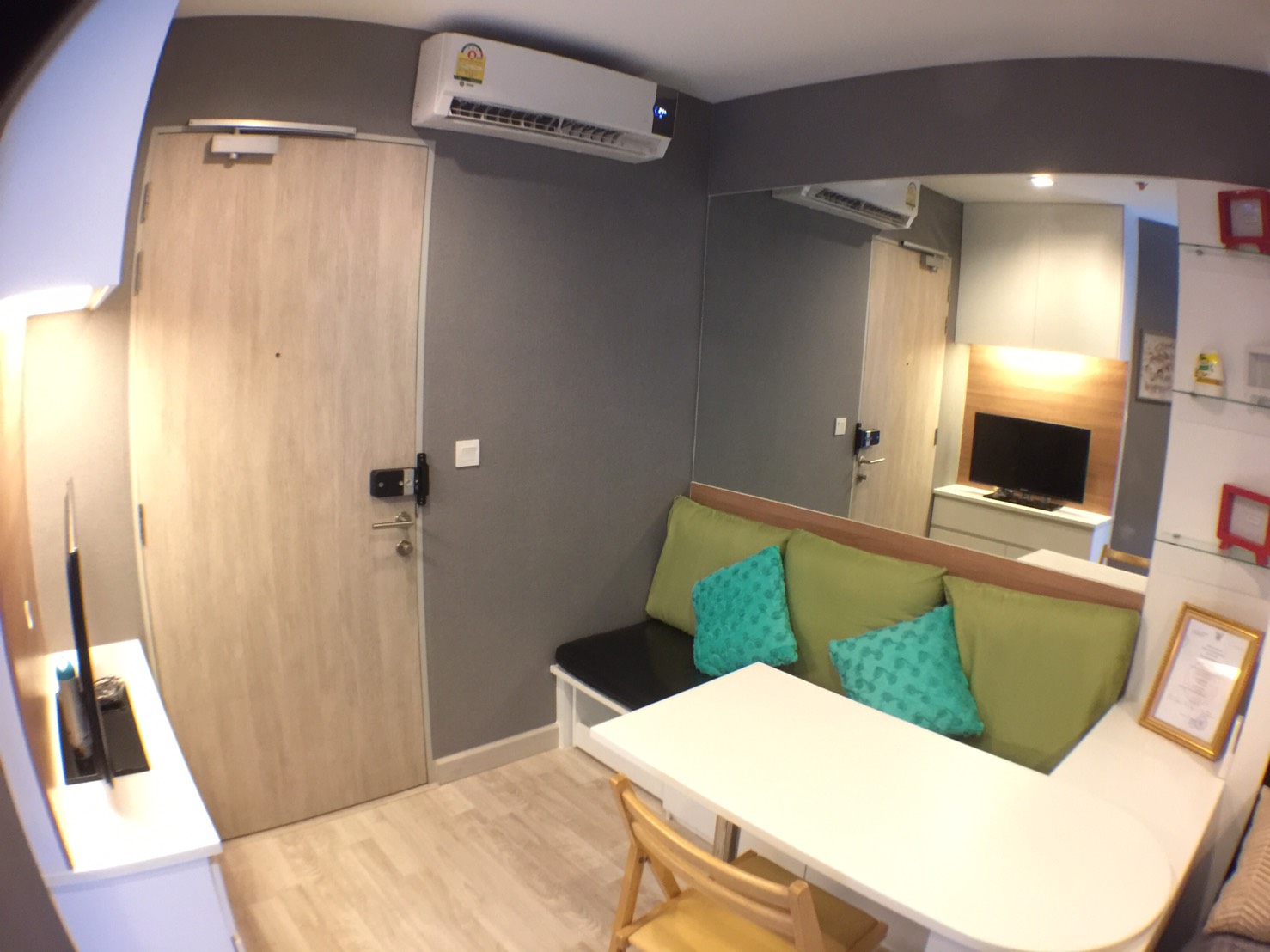 ให้เช่าคอนโด Ideo Mobi Rama 9 (ไอดีโอ โมบิ พระราม 9) ห้องสตูดิโอชั้นสูง