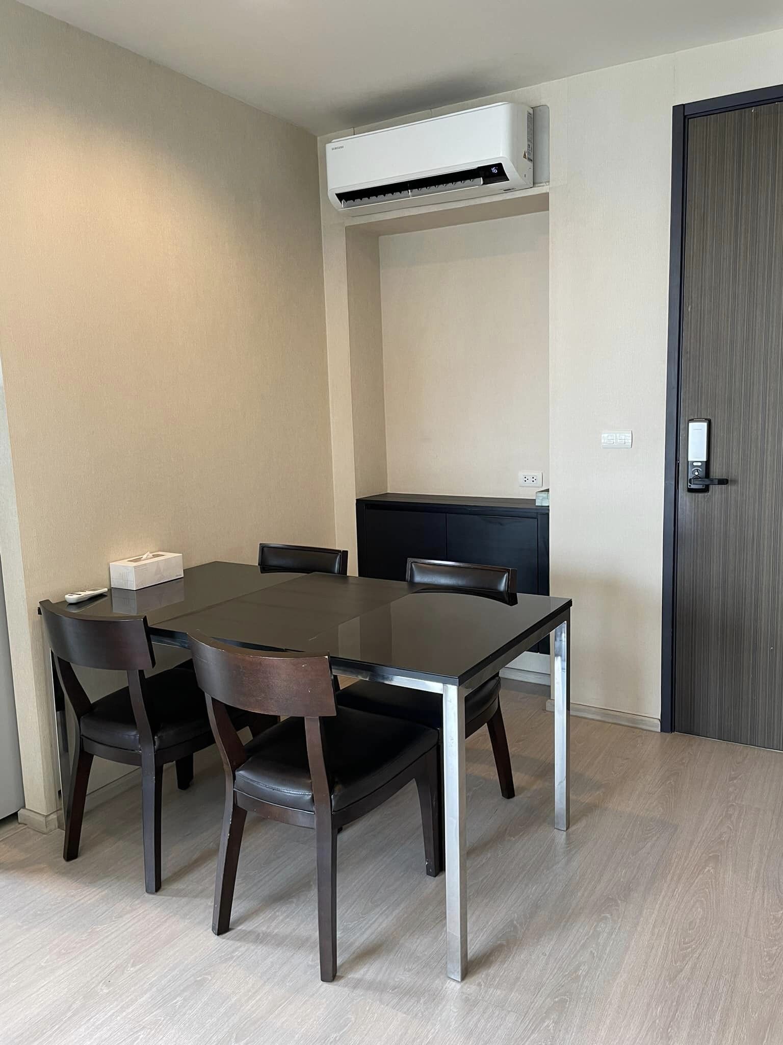 ปล่อยเช่าคอนโด Rhythm Sukhumvit 44/1 (ริทึ่ม สุขุมวิท 44/1) - 2ห้องนอน 2ห้องน้ำ(มีอ่างอาบน้ำ) 1ห้องนั่งเล่น - ใกล้ BTS พระโขนง - ขนาดห้อง 68.5 ตรม. ชั้น 17