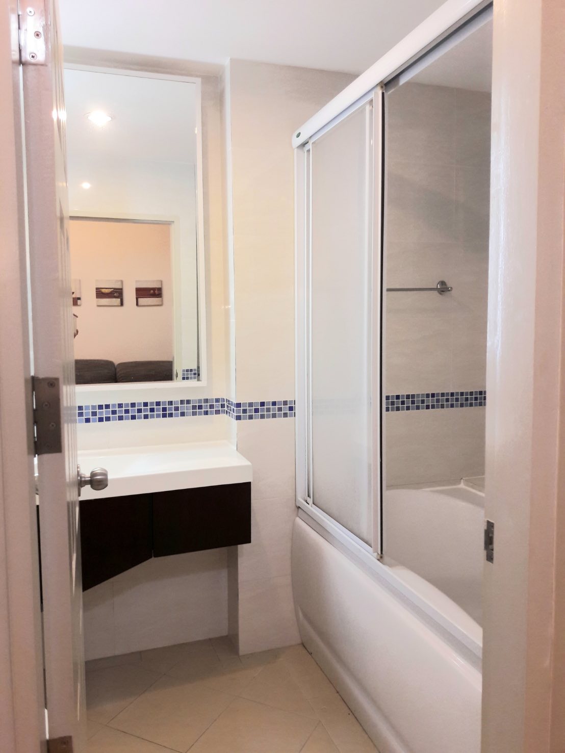 ให้เช่าคอนโด Life @ Sathorn 10 (ไลฟ์ แอท สาทร 10) โซน รถไฟฟ้า BTS เซนต์หลุยส์ 1ห้องนอน / 1ห้องน้ำ ขนาดห้อง 43 ตรม. ชั้น 6