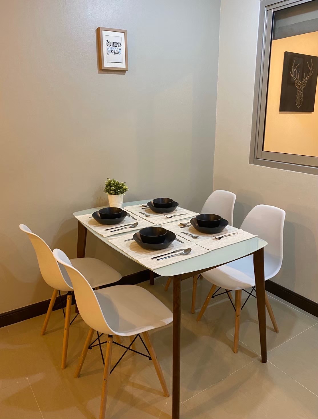 ให้เช่า Zenith Place @ Huay Kwang (ซีนิธ เพลส แอท ห้วยขวาง) ห้องสวยมีเครื่องซักผ้า