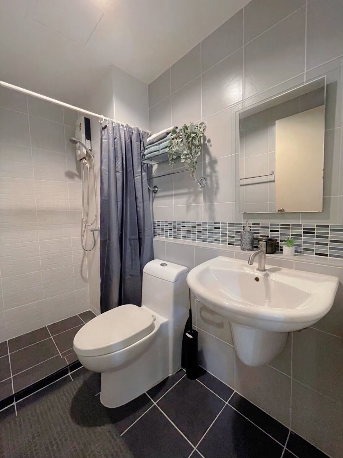 ให้เช่า ดี คอนโด รามอินทรา ห้องแต่งสวยเฟอร์ครบพร้อมอยู่