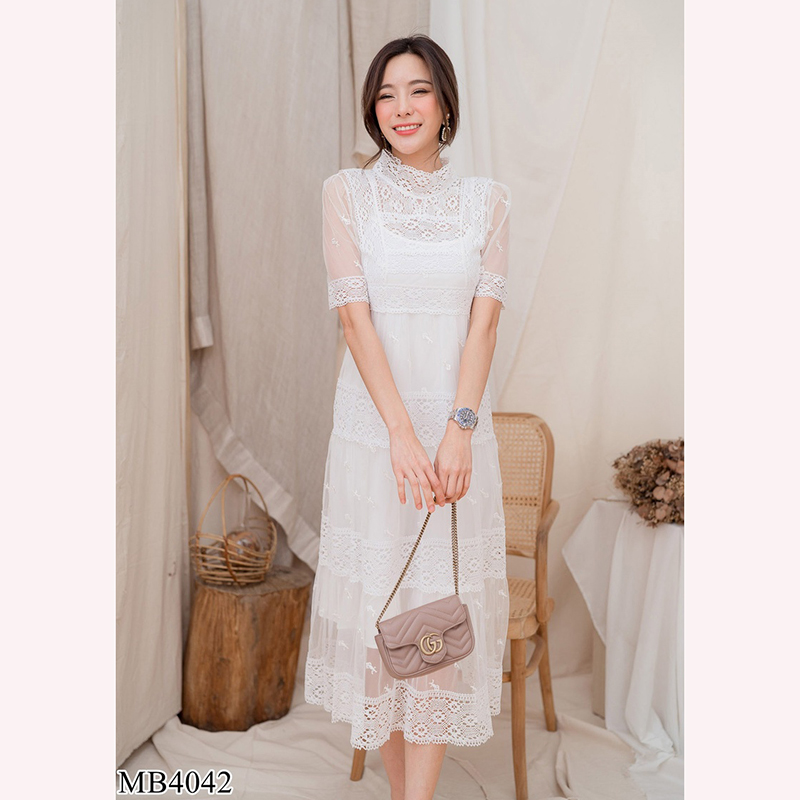 kudapy เดรสยาวสีแดง/สีกรม/สีชมพู/สีขาว ลูกไม้ตาข่ายสีสด ใส่สบายสวยดูดี