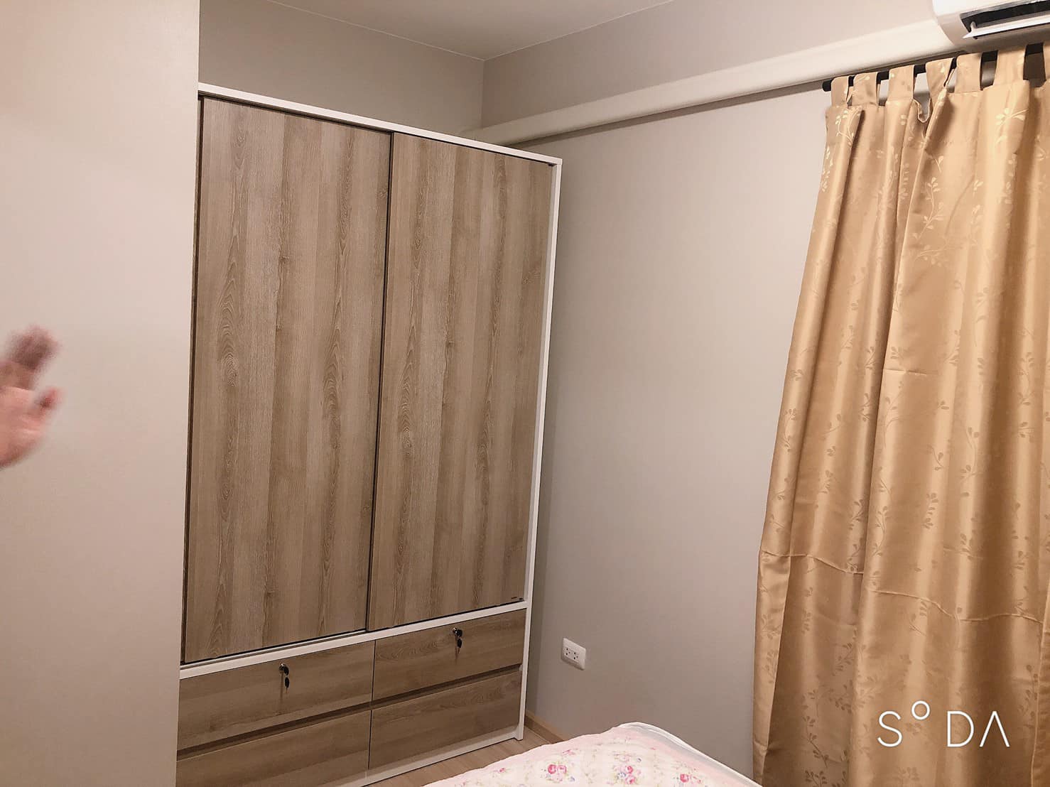 ปล่อยเช่า Plum Condo Chaengwattana Station (พลัมคอนโด แจ้งวัฒนะ สเตชั่น) - โซนพื้นที่ MRT ราชภัฏพระนคร 1ห้องนอน 1ห้องน้ำ - ขนาดห้อง 23 ตรม. ชั้น 8 ตึก E เฟส 3 วิวบ้านเดียว - ให้เช่า 7,500 ต่อเดือน