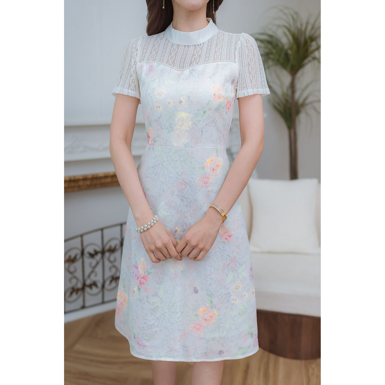 kudapy เดรสสั้นสีขาว/สีม่วง ผ้าทอเนื้อนุ่มพิมพ์ลาย เนื้อผ้าสวย มีเทคเจอร์ ใส่สบายสัมผัสนุ่ม