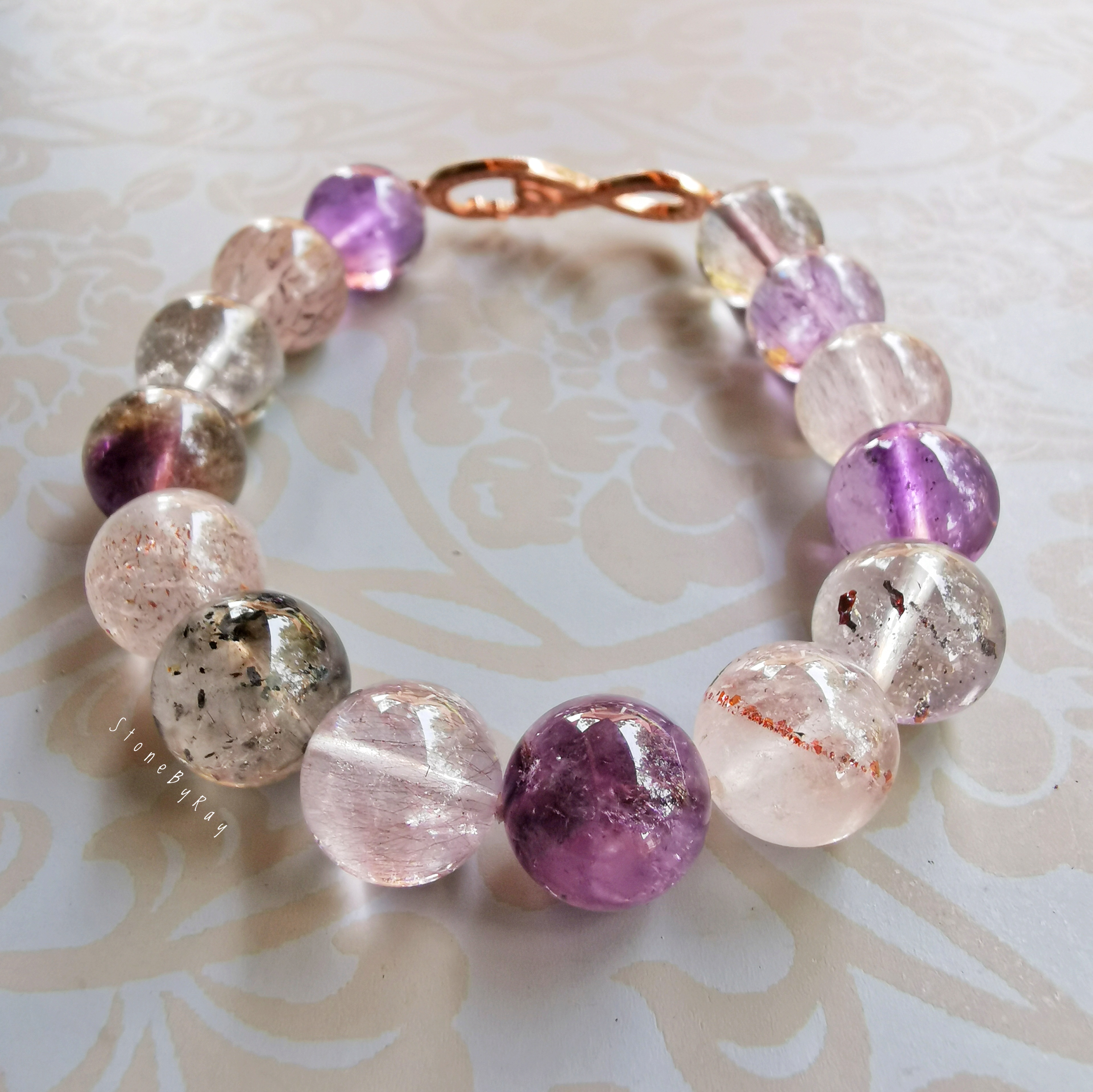 สร้อยข้อมือหินซุปเปอร์เซเว่น (Super seven)