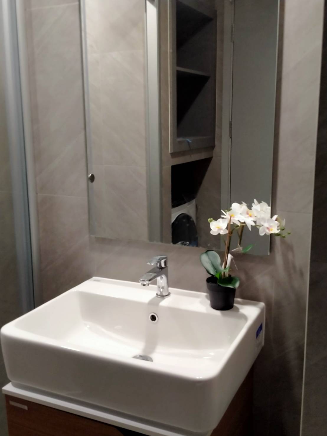 ให้เช่าคอนโด IDEO Chula - Samyan (ไอดีโอ จุฬา - สามย่าน) - ราคาพิเศษตกแต่งพร้อมเข้าอยู่ - การเดินทาง: รถไฟฟ้า MRT สามย่าน - ใกล้ สามย่านมิตรทาวน์และจุฬาลงกรณ์มหาวิทยาลัย