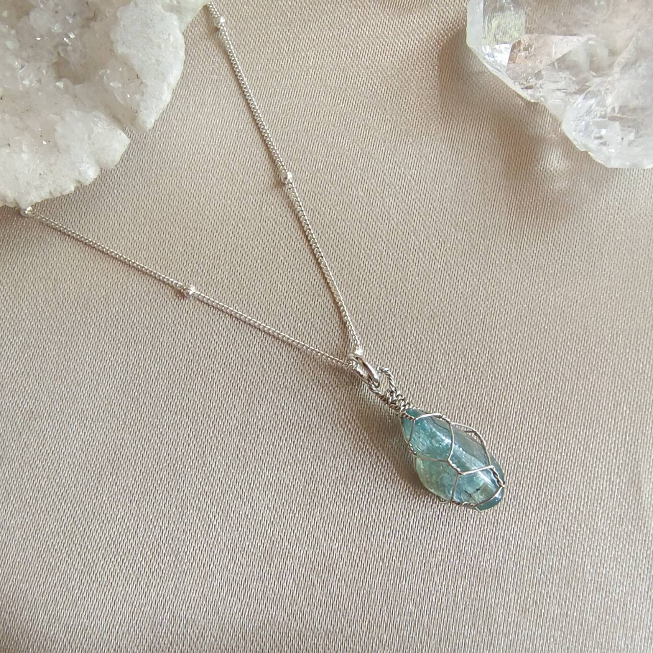 สร้อยคอเงินจี้หินบลูอพาไทต์ Blue Apatite