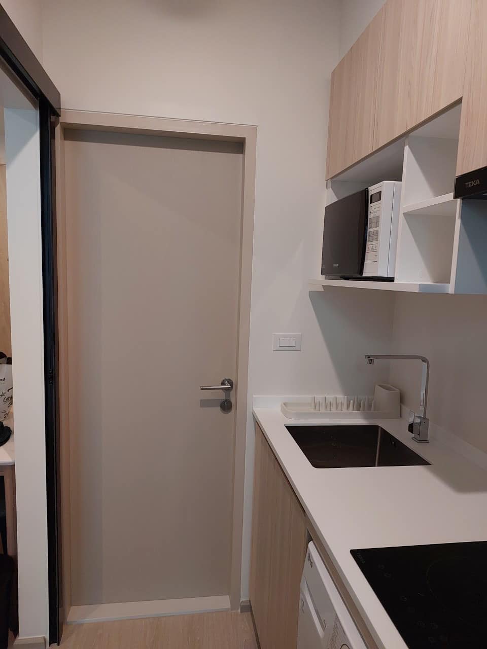 ปล่อยเช่าคอนโด NUE Noble Ratchada-Lat Phrao (นิว โนเบิล รัชดา-ลาดพร้าว) - Studio 1ห้องน้ำ 1ห้องครัว - ใกล้ MRT ลาดพร้าว - ขนาดห้อง 22.55 ตรม. ชั้น 14