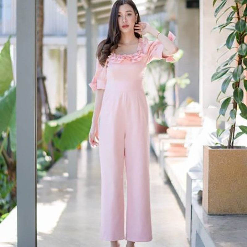 kudapy ชุดจั๊มพ์สูทขายาว ดีเทลแน่นมากค๊าา ทั้งชุดใช้ผ้าพื้นเนื้อดี