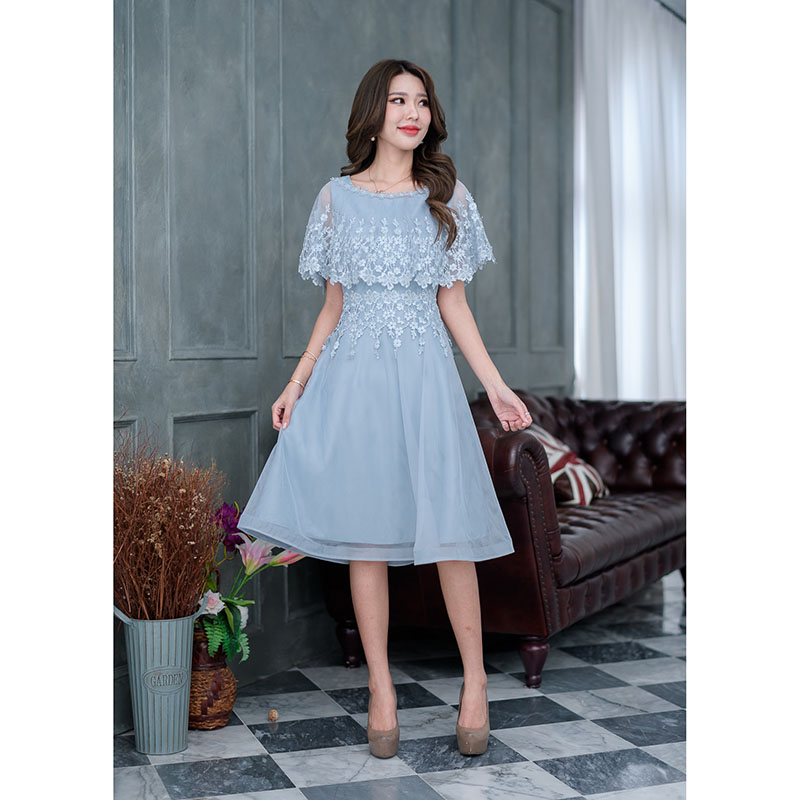 kudapy เดรสสั้นสีชมพูกลีบบัว/สีฟ้า สวยหวาน รุ่นนี้เป็นงานสองชิ้น สามารถใส่ได้ถึง 2 ลุค กระโปรงสองชัันชั้นนอกเป็นผ้าโปร่งเบาพริ้วสวย งานตกแต่งลูกไม้ดอกไม้ทั้งตัว