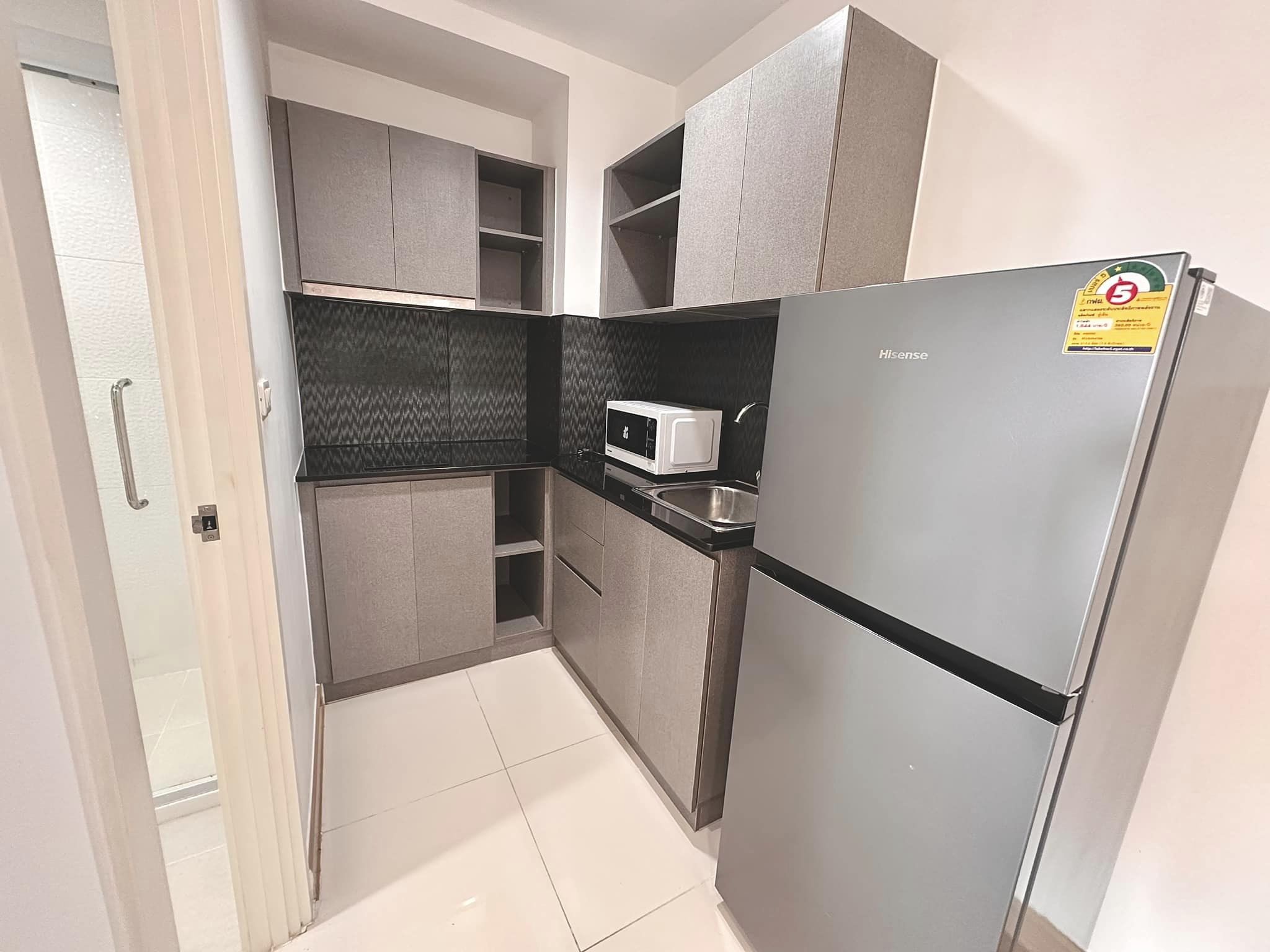 ปล่อยเช่าคอนโด Thana Astoria Pinklao (ธนา แอสโทเรีย ปิ่นเกล้า) - 1ห้องนอน 1ห้องน้ำ 1ห้องนั่งเล่น - ใกล้ MRT บางยี่ขั้น - ขนาดห้อง 34.5 ตรม. ชั้น 23