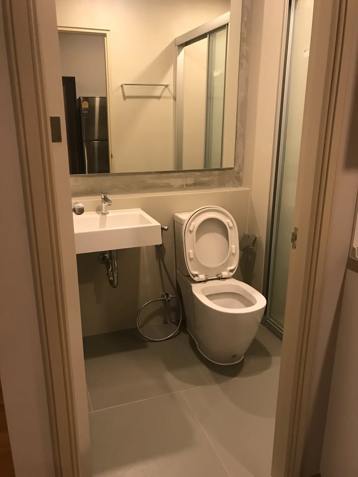 ให้เช่าห้องแบบ Studio 1ห้องน้ำ โซนพื้นที่ MRT เตาปูน คอนโด ลุมพินี เพลส เตาปูน อินเตอร์เชนจ์ (Lumpini Place Taopoon Interchange) ขนาดห้อง 24 ตรม. ชั้น 20