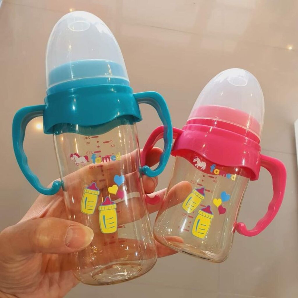 แขนจับขวดนมคอกว้างพีเจ้น แขนจับขวดนมเฟเมด