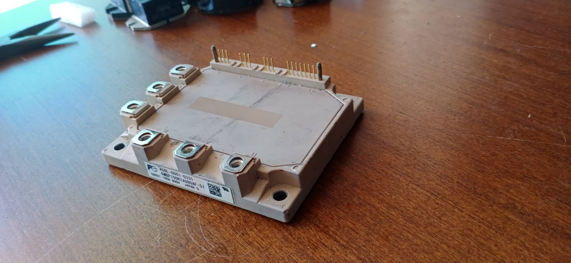 FUJI 6MP100RTA060AF-61 A50L-0001-0331 POWER MODULE