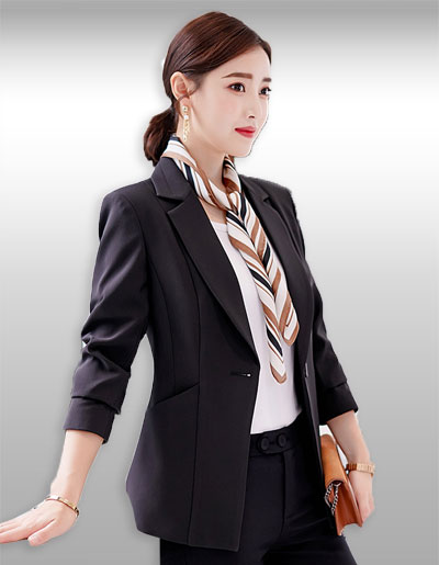 เสื้อสูทผู้หญิงแขนยาวสีดำแบบสวยหรู S