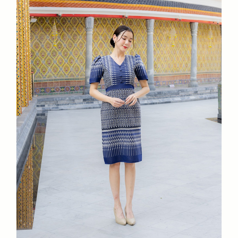 kudapy เดรสสั้นสีกรม/สีชมพู/สีเหลือง ผ้าทอไทยประยุกต์ งดงามแบบฉบับหญิงไทยสมัยใหม่ ดูน่ามอง คอวี ทรงสวย เรียบร้อย สีละมุน