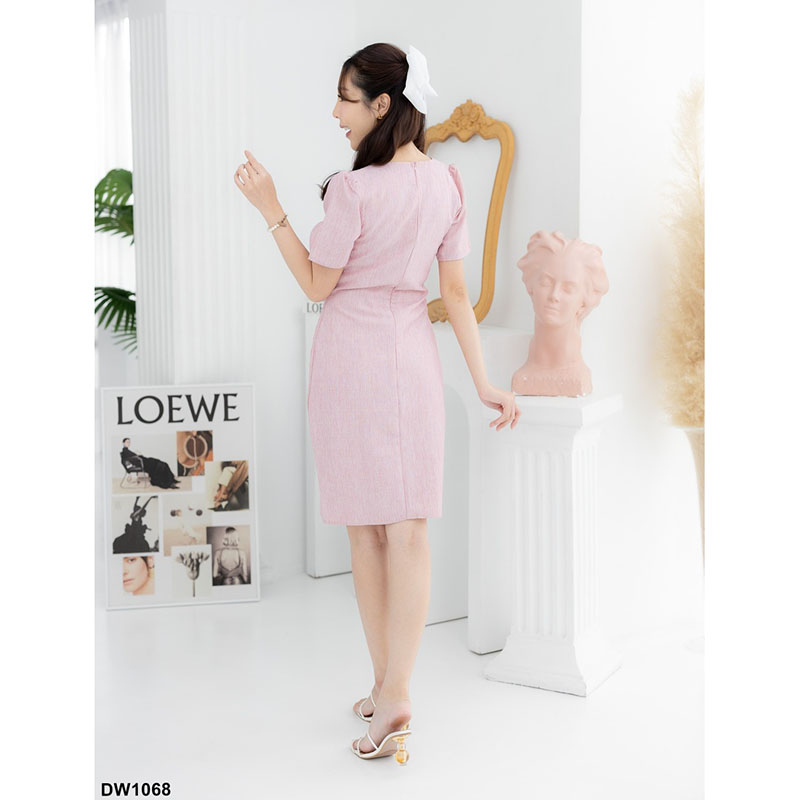 kudapy เดรสสั้นสีชมพู/สีเหลือง/สีม่วง ทำงานสีมินิมอล ใส่สบาย งานซิปหลัง สามารถใส่ได้ใน Everyday Look น้า