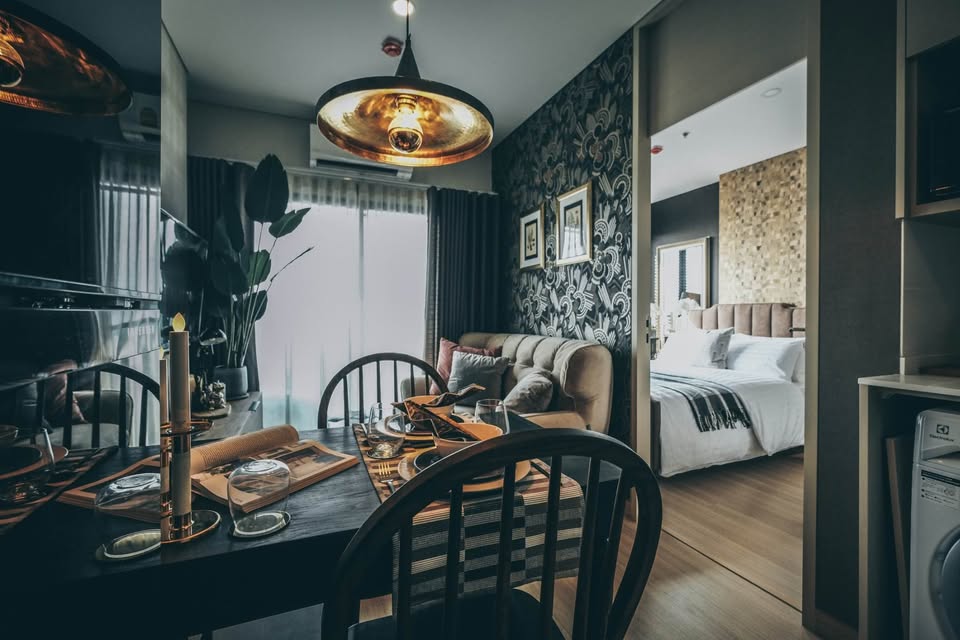 High Rise โซนพื้นที่ MRTเพชรบุรี ARLมักกะสัน ให้เช่าห้องแบบ 1ห้องนอน 1ห้องน้ำ คอนโด Lumpini Suite Phetchaburi-Makkasan (ลุมพินี สวีท เพชรบุรี-มักกะสัน) ขนาดห้อง 27 ตรม. ชั้น 34