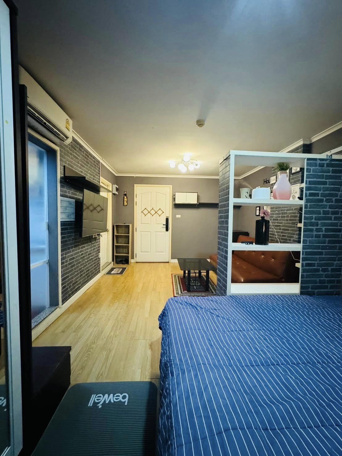 ปล่อยเช่าคอนโด Lumpini Ville Ramkhamhaeng 26 (ลุมพินี วิลล์ รามคำแหง 26) - Studio 1ห้องน้ำ 1ห้องครัว - ใกล้ เอแบค / รามคำแหง - ขนาดห้อง 32 ตรม. ชั้น 7 ตึก E