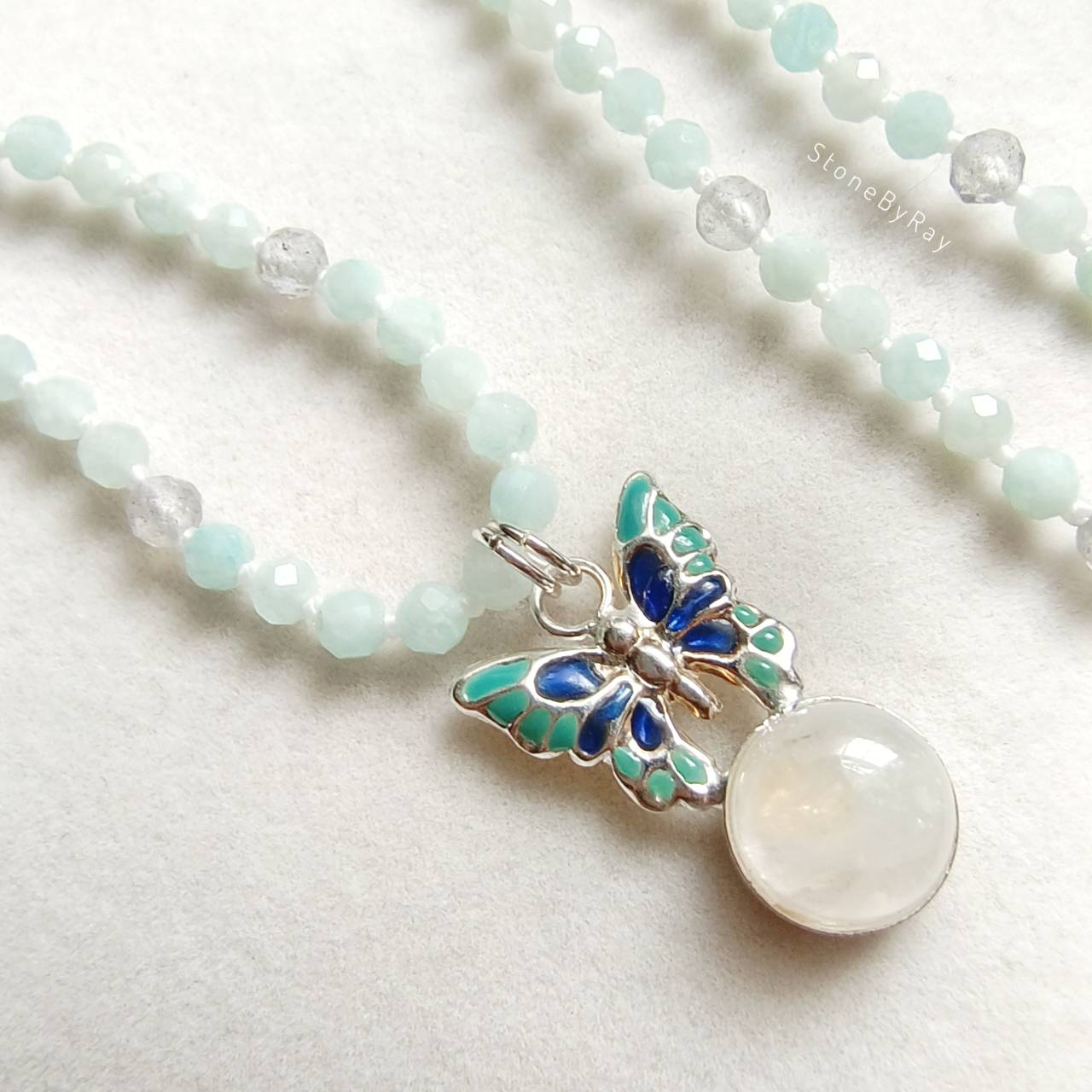 สร้อยคอหินอมาโซไนท์กับจี้หินมูนสโตน Moonstone