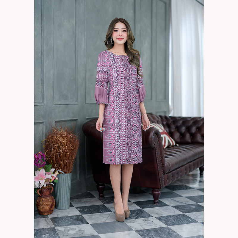 kudapy เดรสสั้นสีน้ำเงิน/สีม่วงกะปิ พิมพ์ลายไทย งานเนื้อผ้านิ่มใส่สบายค่ะ ใส่ทดแทนผ้าไทยเนื้อจะเบาไม่อึดอัด