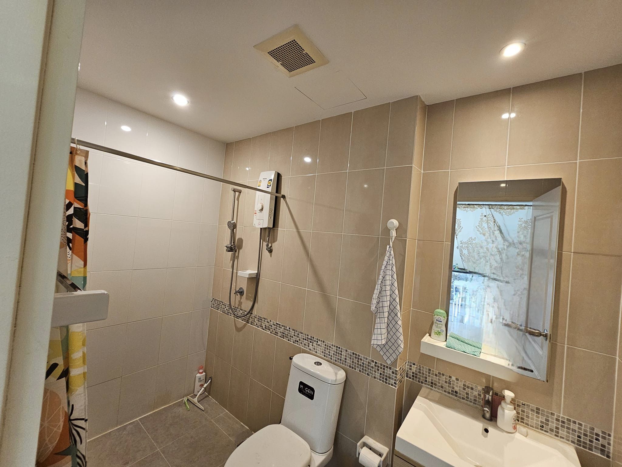 ปล่อยเช่าคอนโด S1 Rama 9 (เอส วัน พระราม 9) - 2ห้องนอน 2ห้องน้ำ 1ห้องนั่งเล่น - ใกล้ เดอะไนน์เซ็นเตอร์ พระราม 9 - ขนาดห้อง 65 ตรม. ชั้น 4 ตึก B