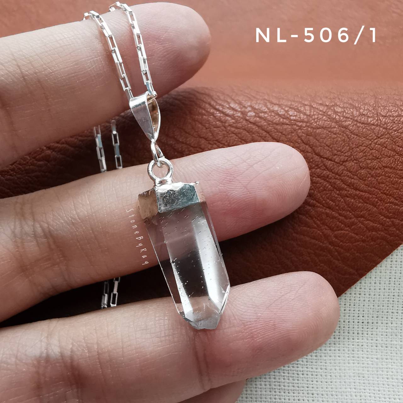 สร้อยคอเงินจี้หินคริสตัลควอตซ์ผลึกธรรมชาติ Crystal Quartz