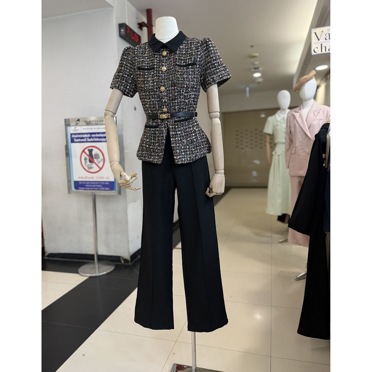 kudapy ชุดเซ็ท 3 ชิ้น เสื้อทวิตแขนสั้น + กางเกง มาพร้อมเข็มขัด เสื้อทวีตแขนสั้น คอปก