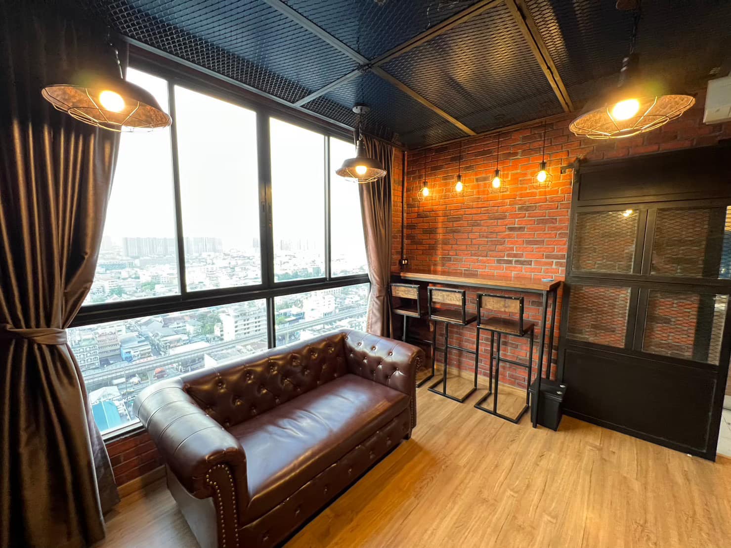 ปล่อยเช่าคอนโด เดอะ ทรี อินเตอร์เชนจ์ (The Tree Interchange) - ตกแต่งสไตล์ loft สวยน่าอยู่ - การเดินทาง: MRT เตาปูนและบางโพ