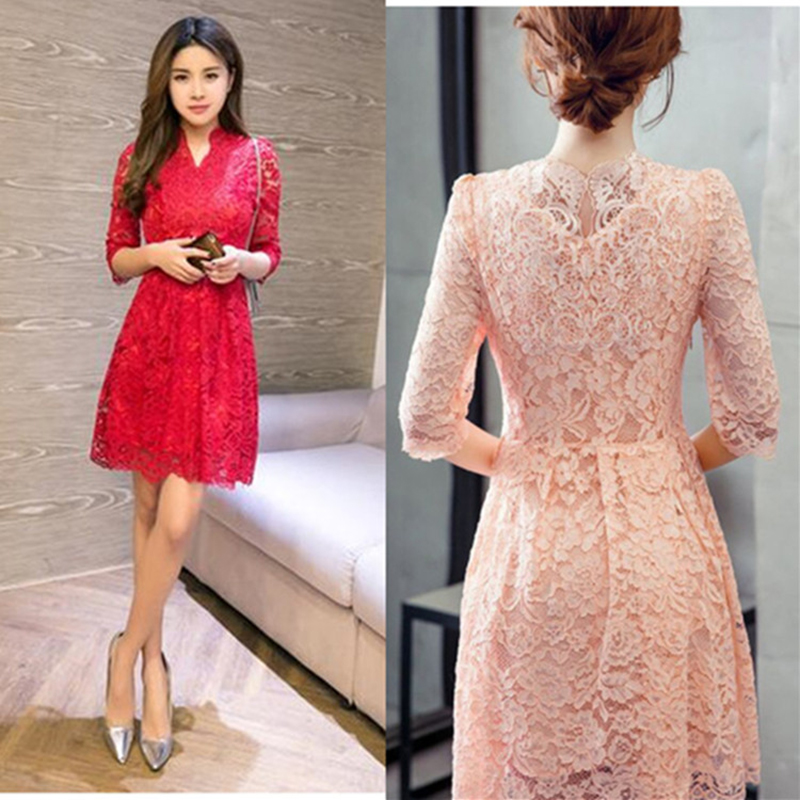 kudapy เดรสสั้นสีแดง แขนยาว คอวี เนื้อผ้าลูกไม้ & Cotton แต่งซิปข้าง