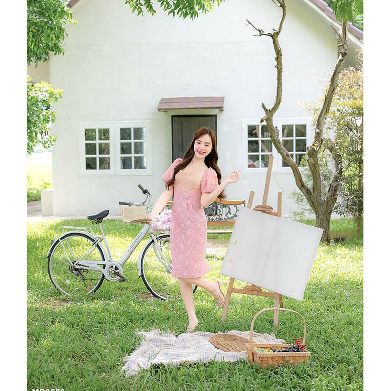 kudapy เดรสสั้นสีขาว สีชมพู ผ้าลายลูกไม้แต่งแขนตุ๊กตา ใส่เที่ยว ออกงานสวยดูดี