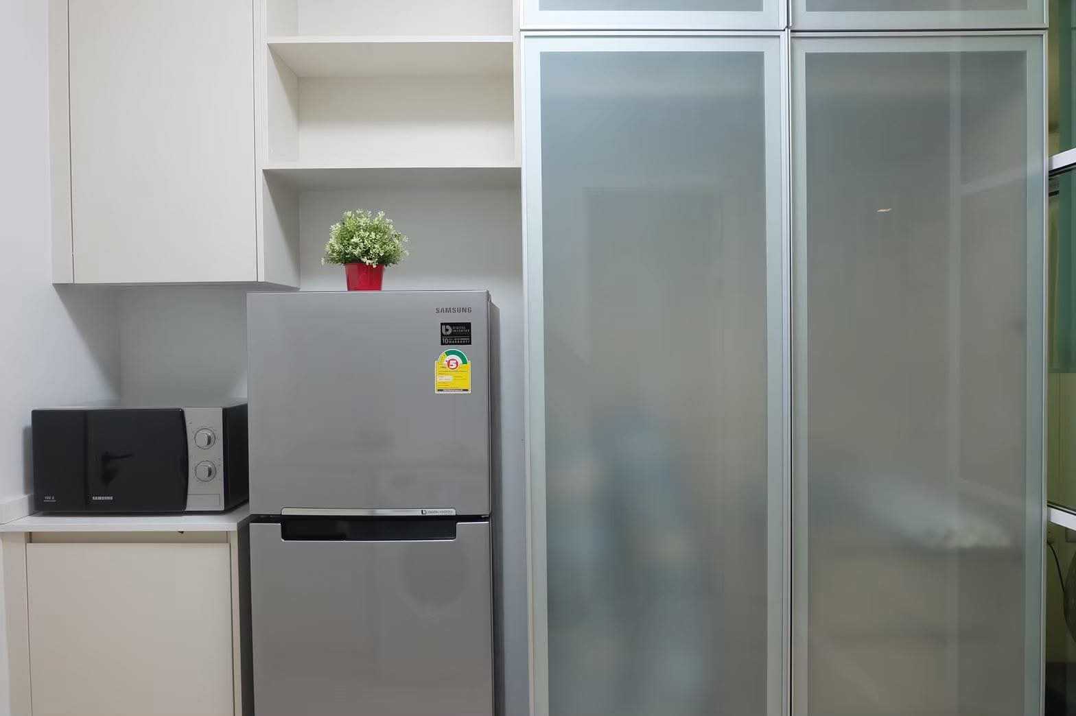 ให้เช่าคอนโด Chapter One Eco Ratchada - Huai Khwang (แชปเตอร์วัน อีโค รัชดา - ห้วยขวาง) 1ห้องนอน / 1ห้องน้ำ ขนาด 23 ตรม. ชั้น 8 ตึก D ค่าเช่า 12,000 ต่อเดือน รถไฟฟ้า MRT ห้วยขวาง