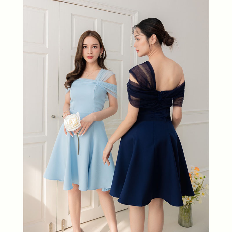 kudapy เดรสสั้นสีเขียว/สีฟ้า/สีกรม พรางช่วงแขนแบบดีงามไม่เยอะไป กระโปรงบาน ทรงน่ารักมาก แถมพรางสะโพกได้ด้วย