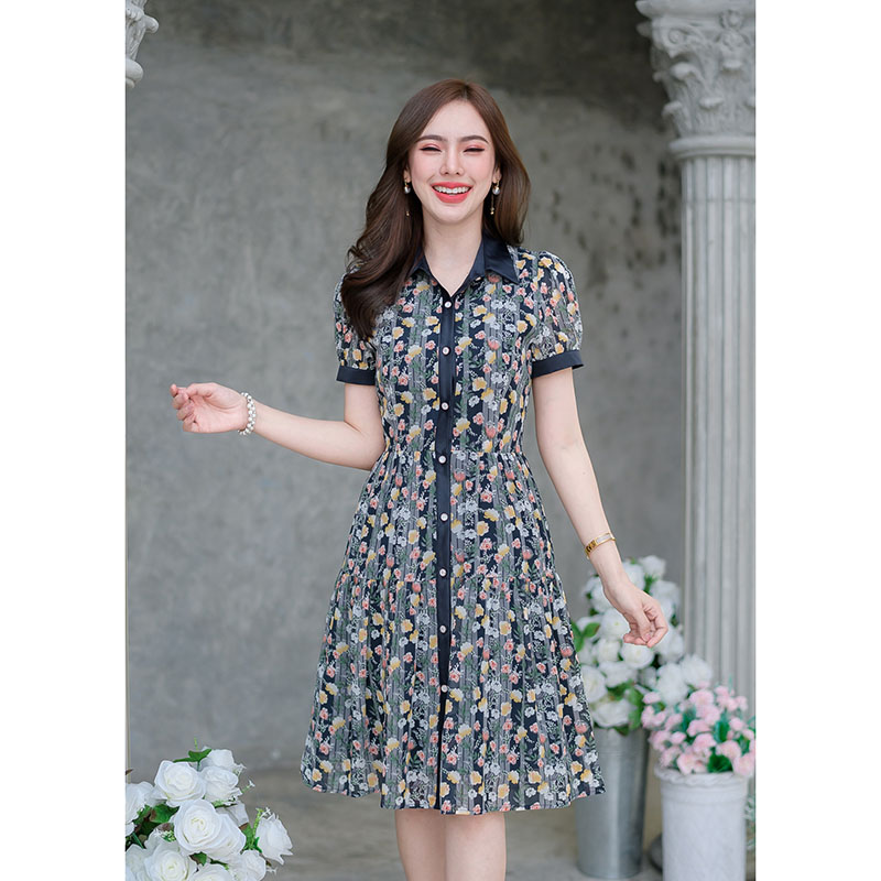 kudapy เดรสสั้นสีโทนครีม/สีโทนดำเทา คอปกกระดุมหน้า ผ้าชีฟองลายดอกสวยเก๋ ชุดเปิดกระดุมด้านหน้า ใช้ซับในอย่างดี