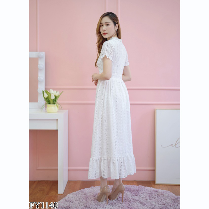 kudapy เดรสยาวสีชมพู/สีขาว ลูกไม้คอระบายแขนจั๊ม