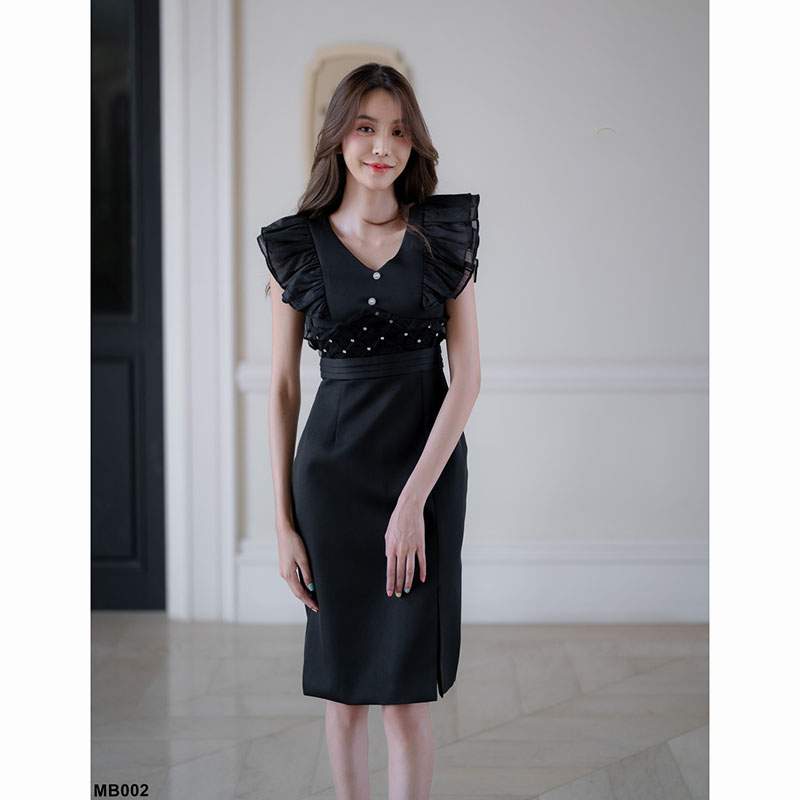 kudapy เดรสสั้นสีขาว/สีดำ/สีชมพู/สีแดง ทรงเข้ารูป แขนกุด ดีเทลอัดผ้าซีฟองช่วงแขน