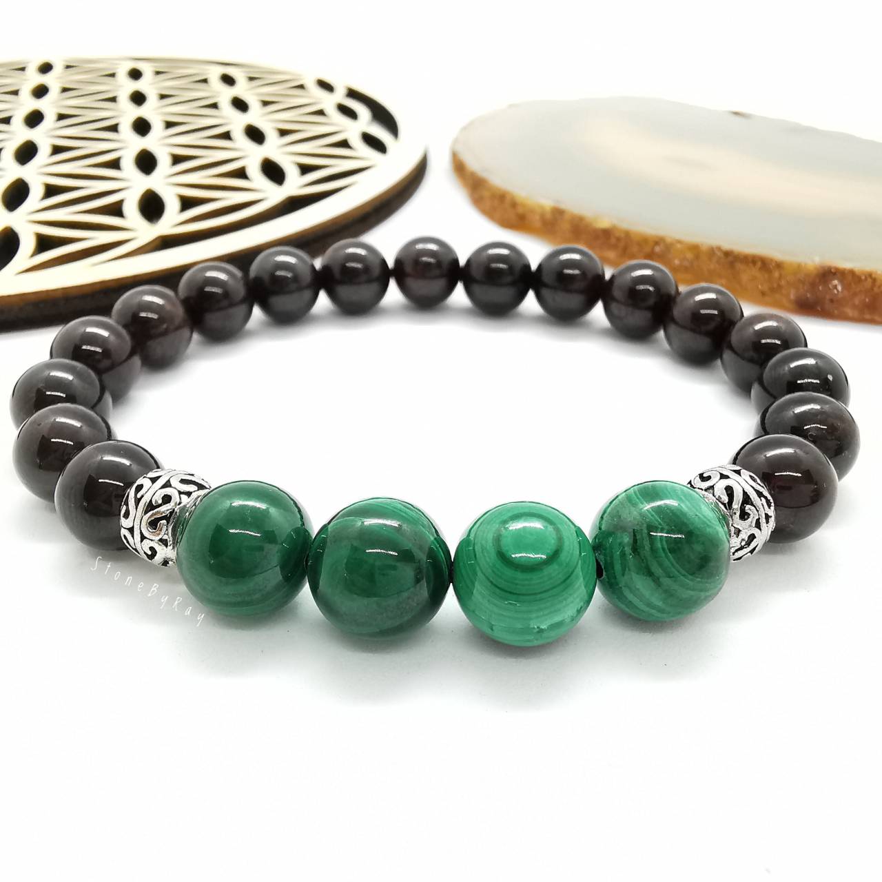 สร้อยข้อมือหินมาลาไคต์ร้อยกับหินโกเมน Malachite+Garnet