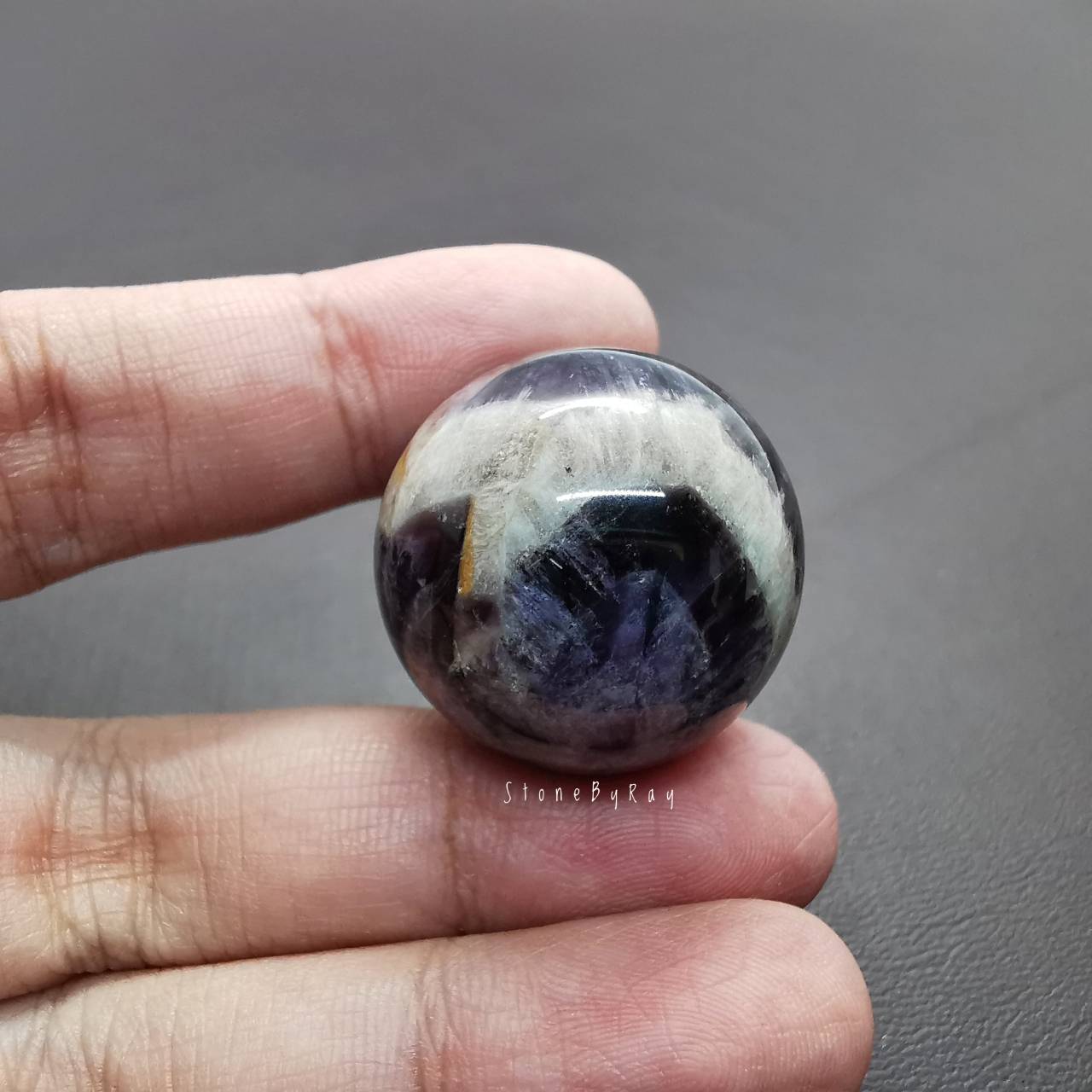 หินอเมทิสต์ลูกกลม Amethyst