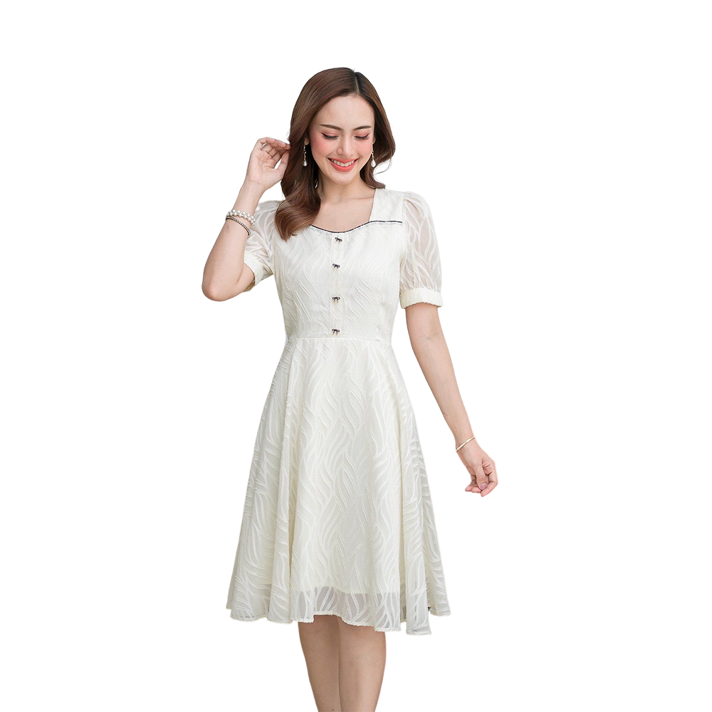 kudapy เดรสสั้นคอเหลี่ยมแขนสั้นสีชมพู สีขาว แต่งกระดุมหน้า มีซิบใน ซิบหลังอย่างดี งานเก็บเรียบร้อย ทรงสวยมาก