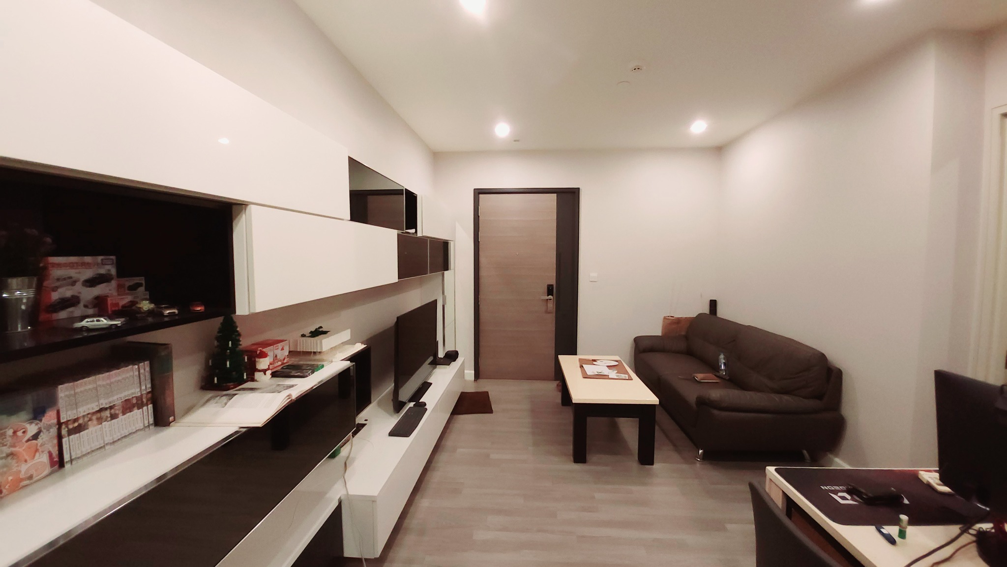 ปล่อยเช่าคอนโด The Room Sathorn - TanonPun (เดอะ รูม สาทร - ถนนปั้น) - 1ห้องนอน 1ห้องน้ำ 1ห้องนั่งเล่น 1ห้องครัว - ใกล้ BTS เซ็นส์หลุยส์ - ขนาดห้อง 47 ตรม. ชั้น 20