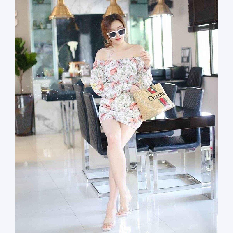 kudapy เดรสสั้นสีดำ,ฟ้า,เหลือง,ขาว ลายดอกใส่เปิดไหล่หรือคอเหลี่ยมก้ดูดีลายสวย