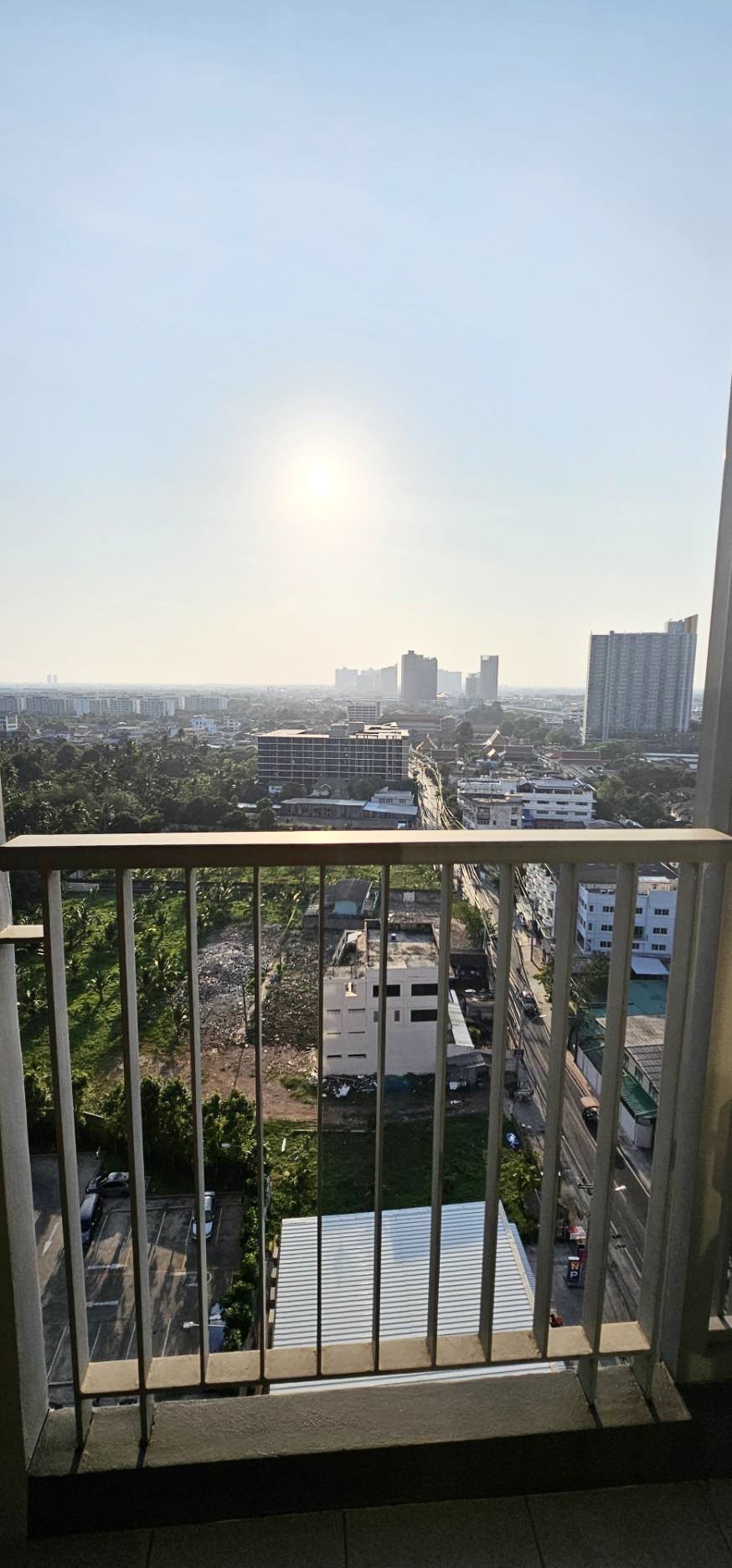 ให้เช่าคอนโด Aspire Sathorn - Ratchapruek (แอสปาย สาทร - ราชพฤกษ์) - 2ห้องนอน renovated ใหม่พร้อมเข้าอยู่ - การเดินทาง: รถไฟฟ้า BTS MRT บางหว้า 350 เมตร สามารถเดิน SKYWALK จากสถานีมาลงหน้าคอนโดได้เลย